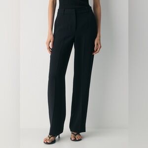 NWT Aritzia Babaton Classic Black Pants